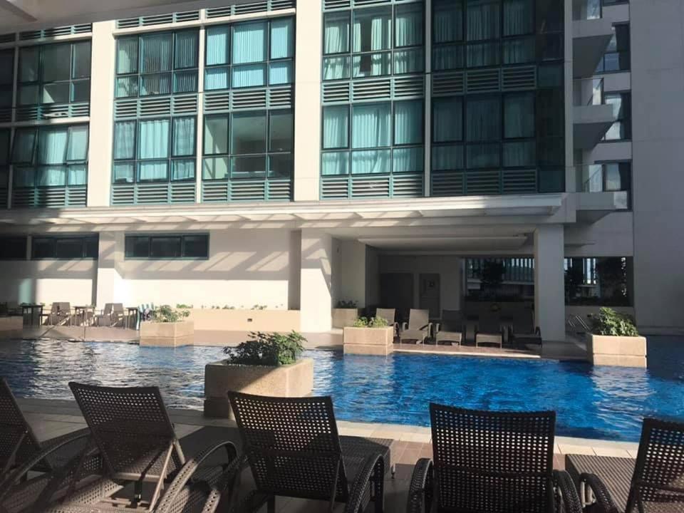Studio At Viceroy T4 Florence Way マニラ市 エクステリア 写真