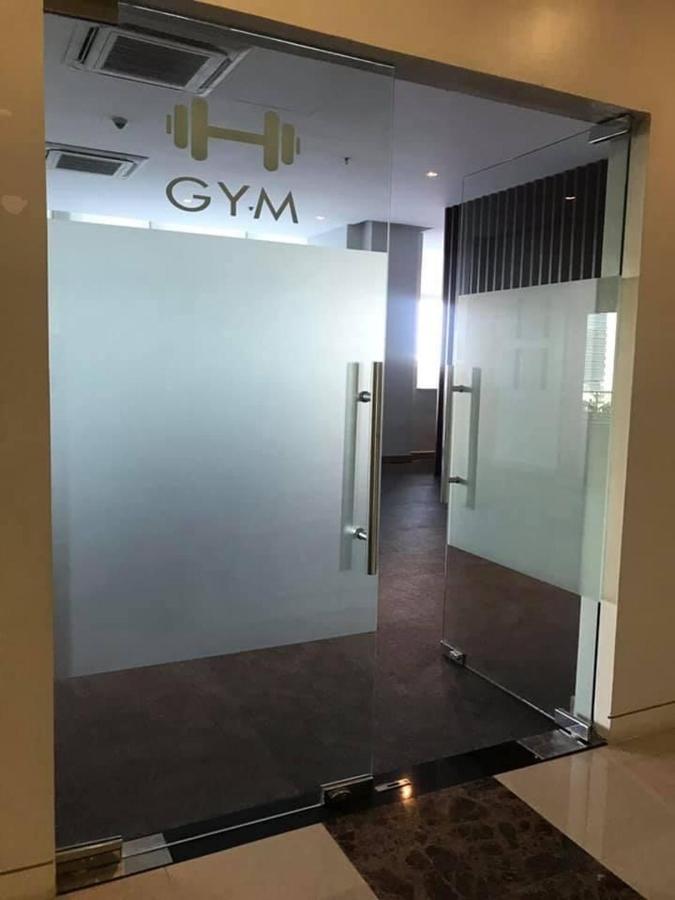 Studio At Viceroy T4 Florence Way マニラ市 エクステリア 写真